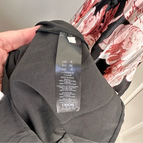 ASOS DESIGN satin stripe blouson mini dress with T ring detail in floral print - Picture 10 of 14